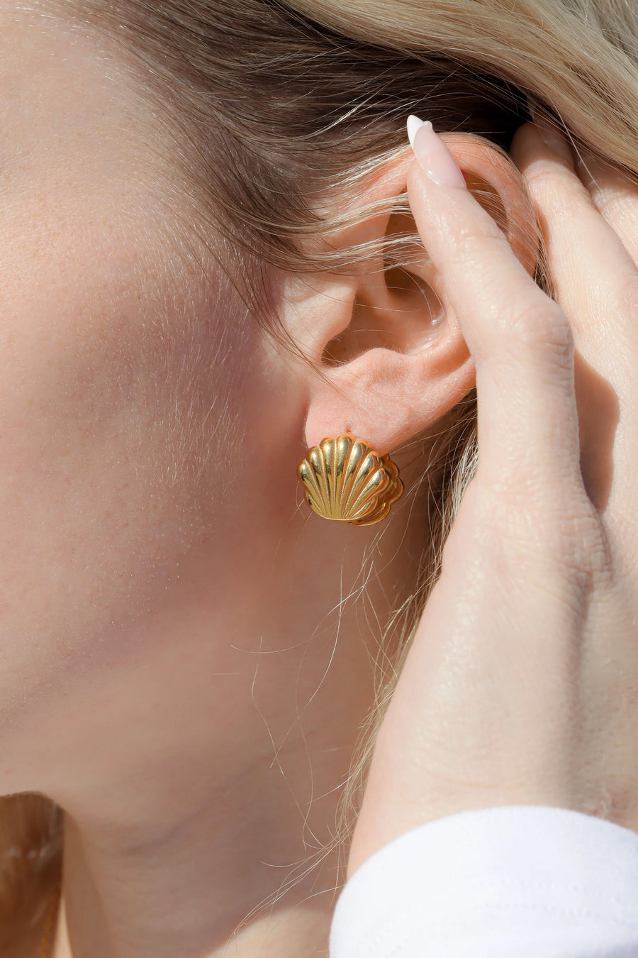 Shell Huggies Earrings
